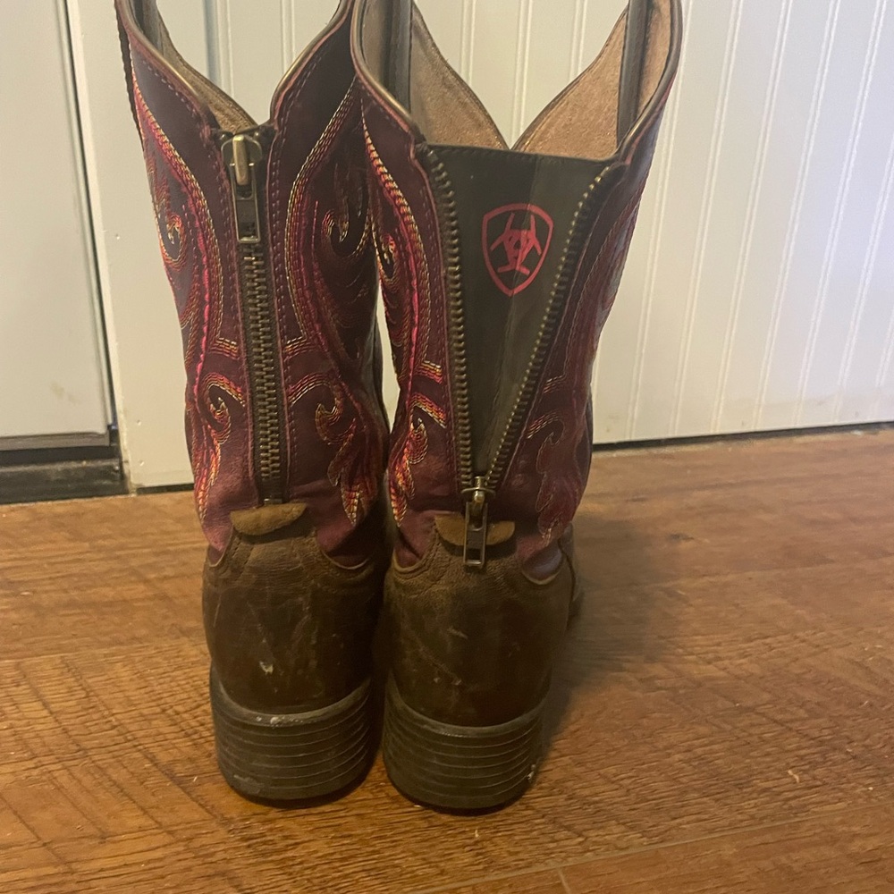 Ariat boots - Picture 4 of 5